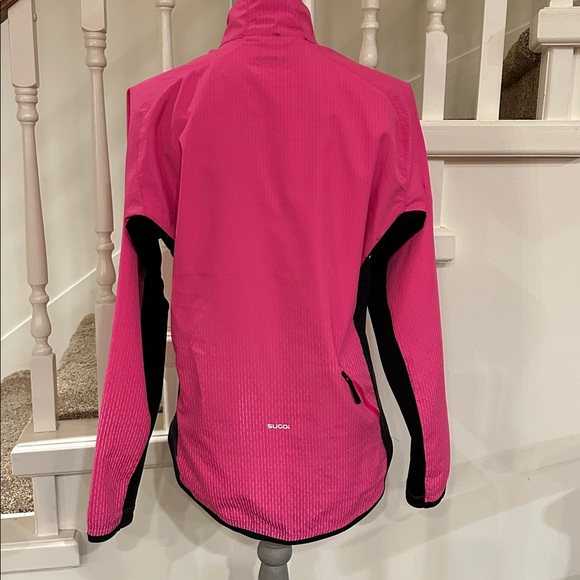 Women’s Sugoi cycling jacket - Picture 7 of 9